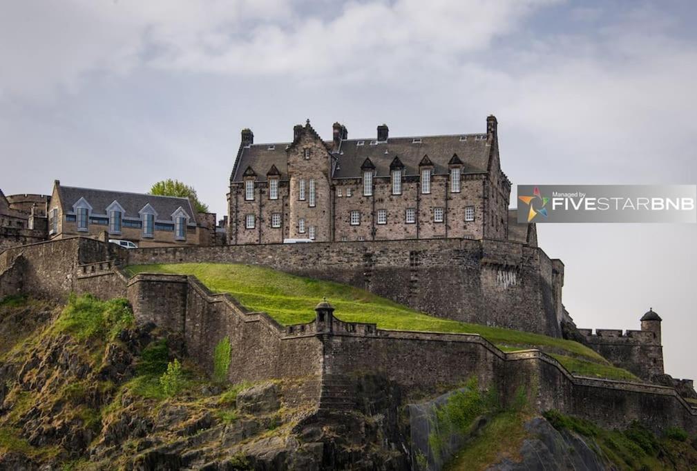Cool Urban With Stunning Castle Views * Édimbourg
